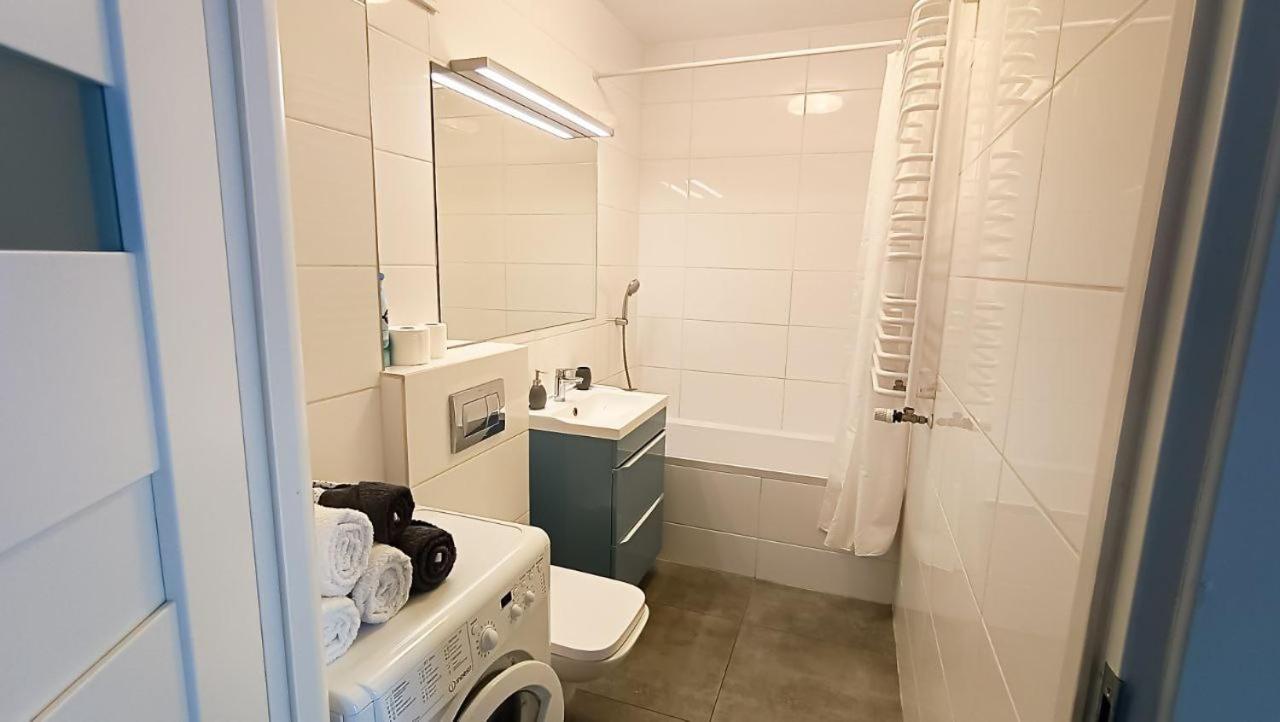 Apartament Niedaleko Centrum Warszawy Warszawa Exteriör bild